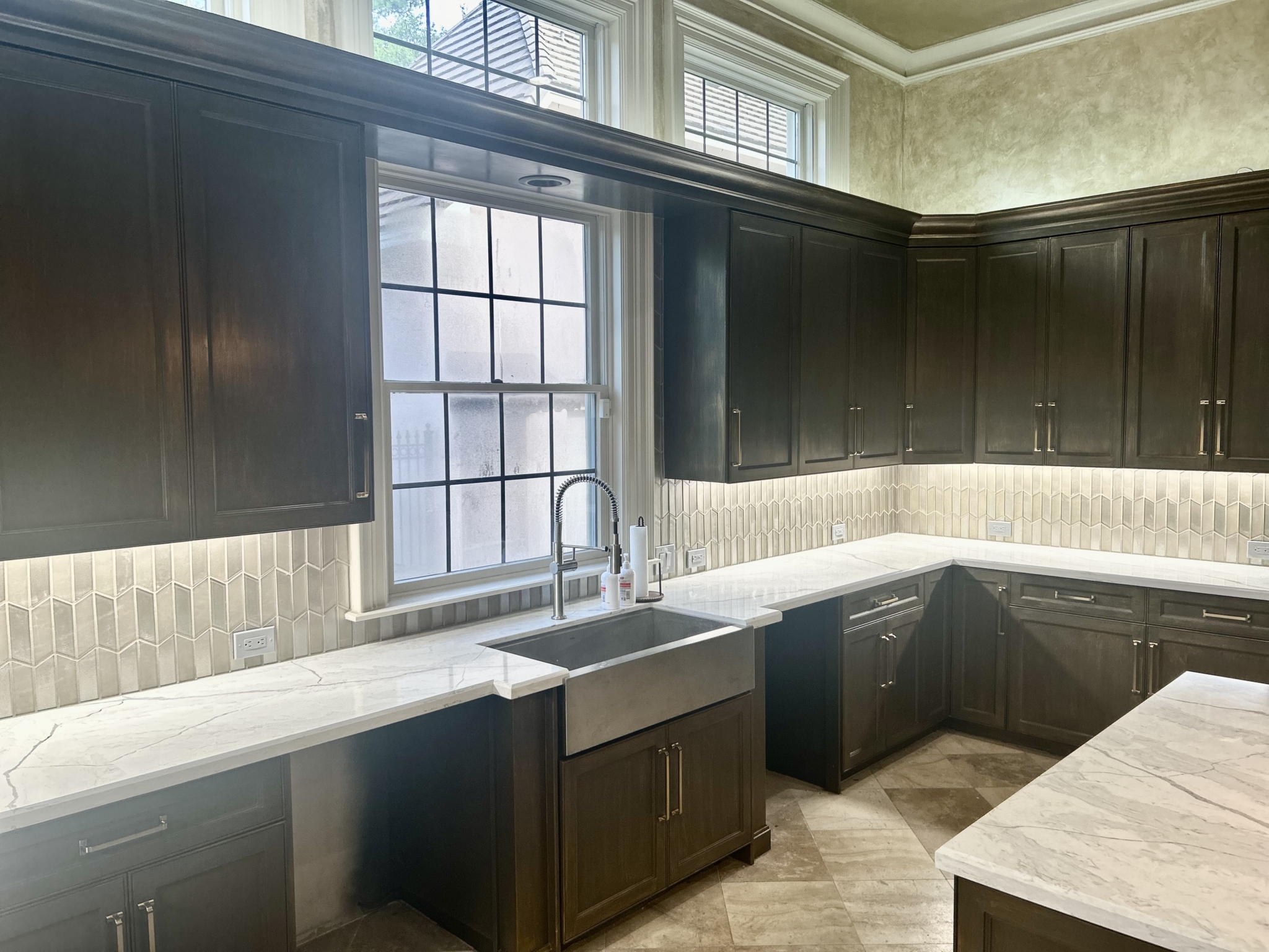 Traditional Or Transitional Kitchen Remodel in The Woodlands, TX by IG Remodeling project photo 12